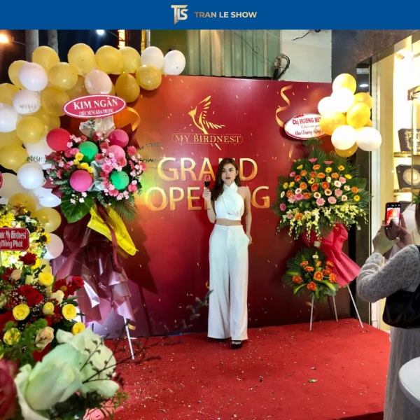 Dựng backdrop sự kiện doanh nghiệp chỉnh chu, chuyên nghiệp
