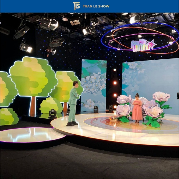 Thi công sân khấu trọn gói