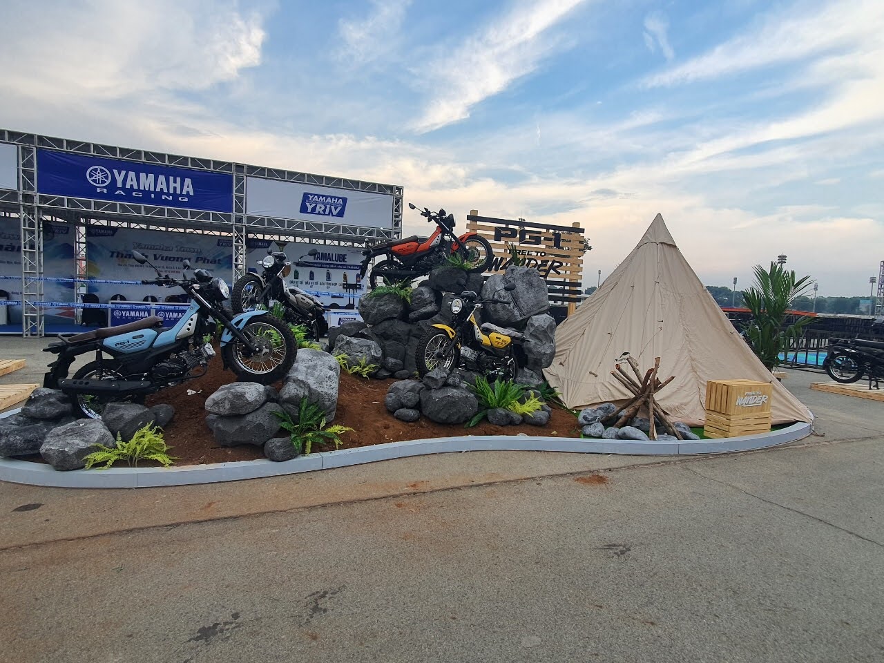 cho-thue-da-gia-su-kien