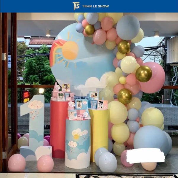 Lắp đặt backdrop giá rẻ cho tiệc sinh nhật tại nhà