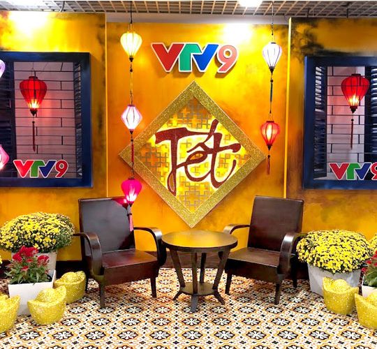 CHO THUÊ BÀN GHẾ GỖ XƯA